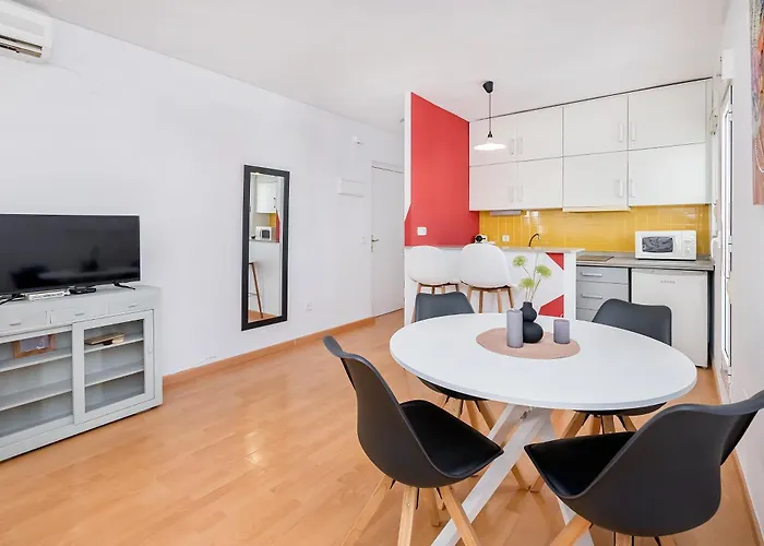 Bhost - Plaza De La Paja *