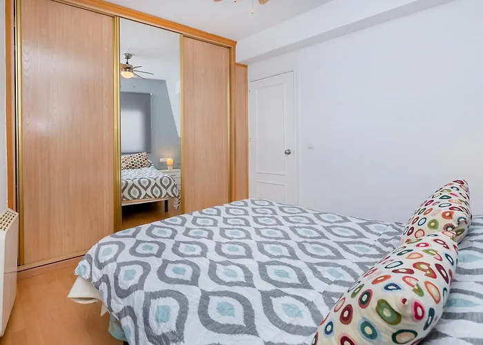 Bhost - Plaza De La Paja Apartmán *